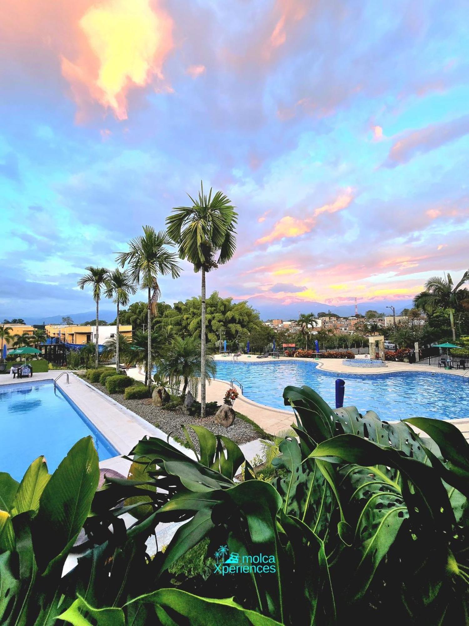 Apartamento Privado Vacacional A 5M Del Aeropuerto, 20 Minutos Del Parque Del Cafe Y Centro De Armenia Con 4 Piscinas, 3 Jacuzzi, Sauna By Molca Xperiences 2H 外观 照片