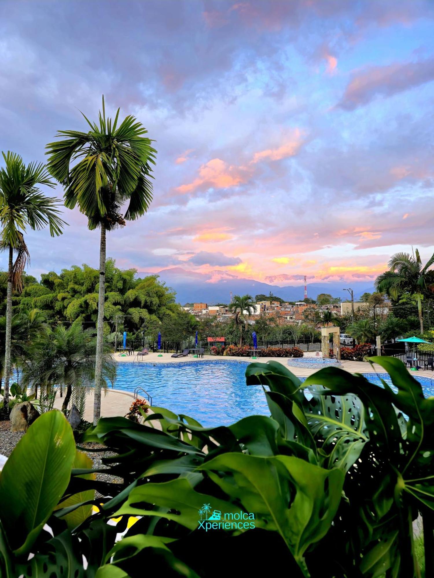 Apartamento Privado Vacacional A 5M Del Aeropuerto, 20 Minutos Del Parque Del Cafe Y Centro De Armenia Con 4 Piscinas, 3 Jacuzzi, Sauna By Molca Xperiences 2H 外观 照片
